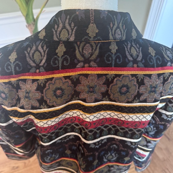 Coldwater Creek Womens Sz medium open 
Tapestry‎ Colorful Blazer Jacket - Picture 7 of 10